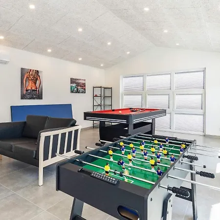 10 Person In Lokken-by Traum * Løkken