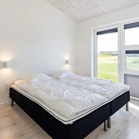 10 Person In Lokken-by Traum * Løkken