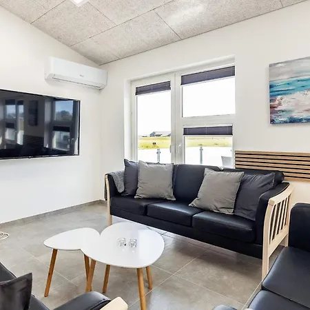 10 Person In Lokken-by Traum Feriehus *